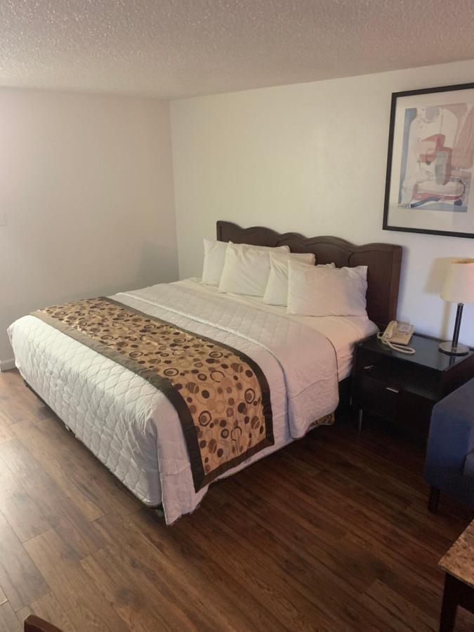 Hotel Smokey Point Motor Arlington